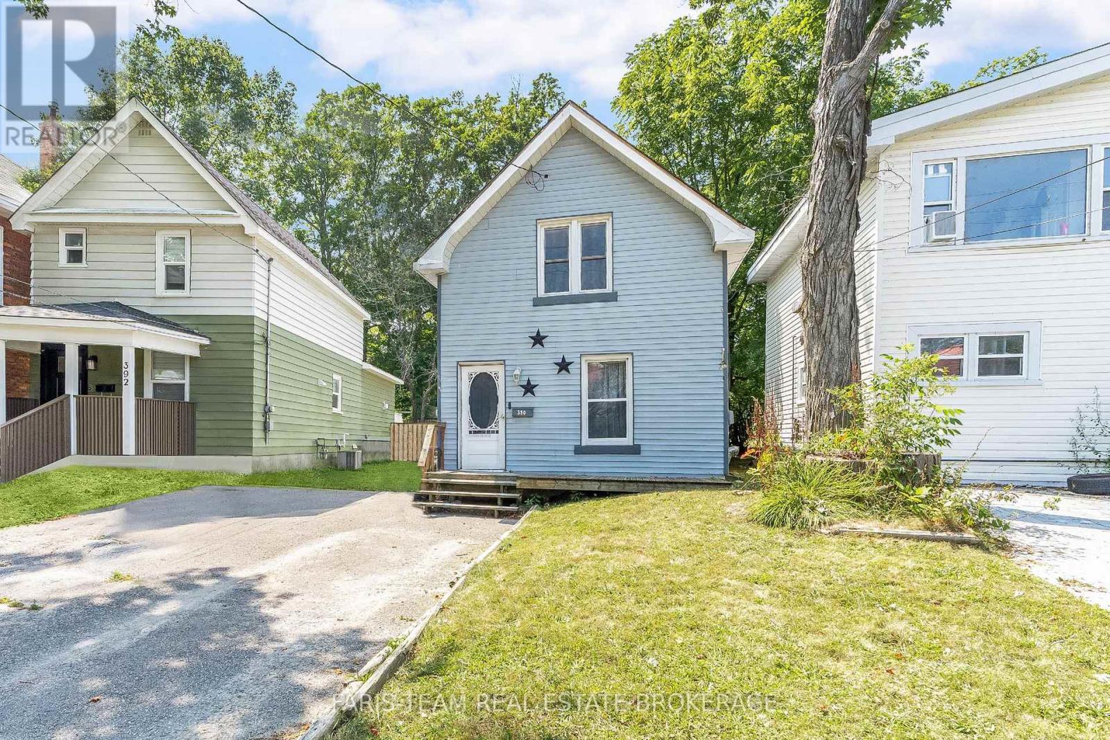 390 MILDRED STREET - 2