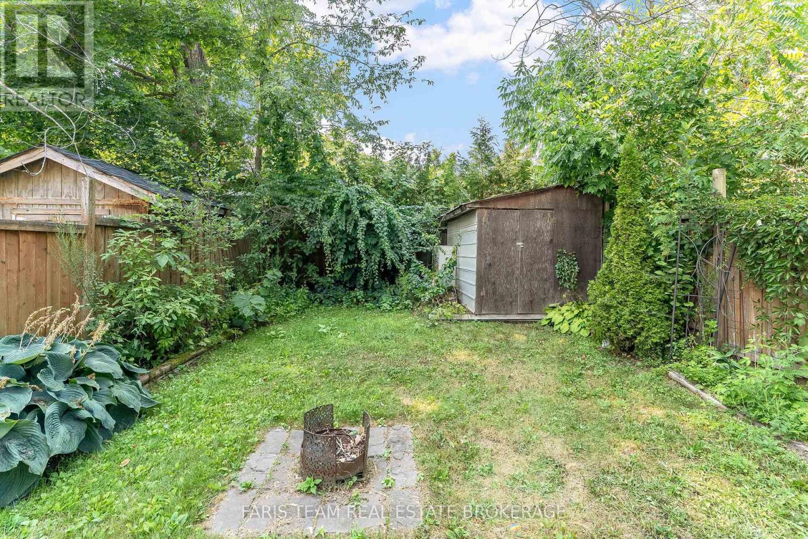 390 MILDRED STREET - 27