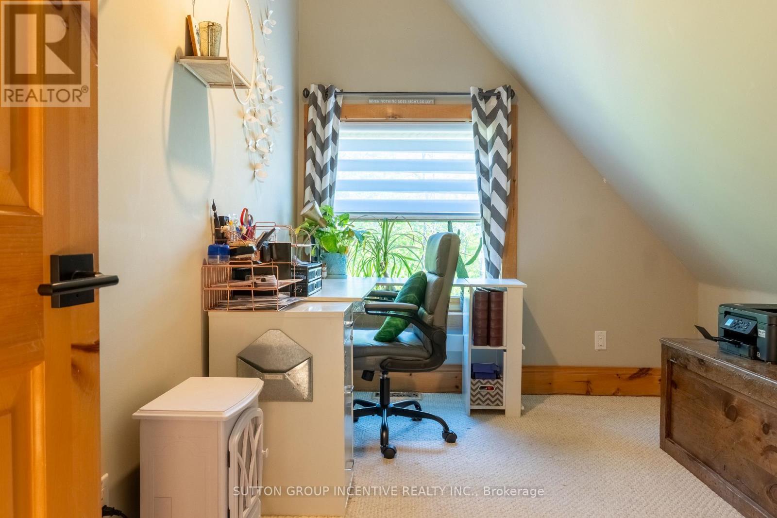 17 BRIDLE PATH - Image 39