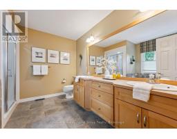 653 Panchara Place, Waterloo, ON N2K4E6 Photo 23