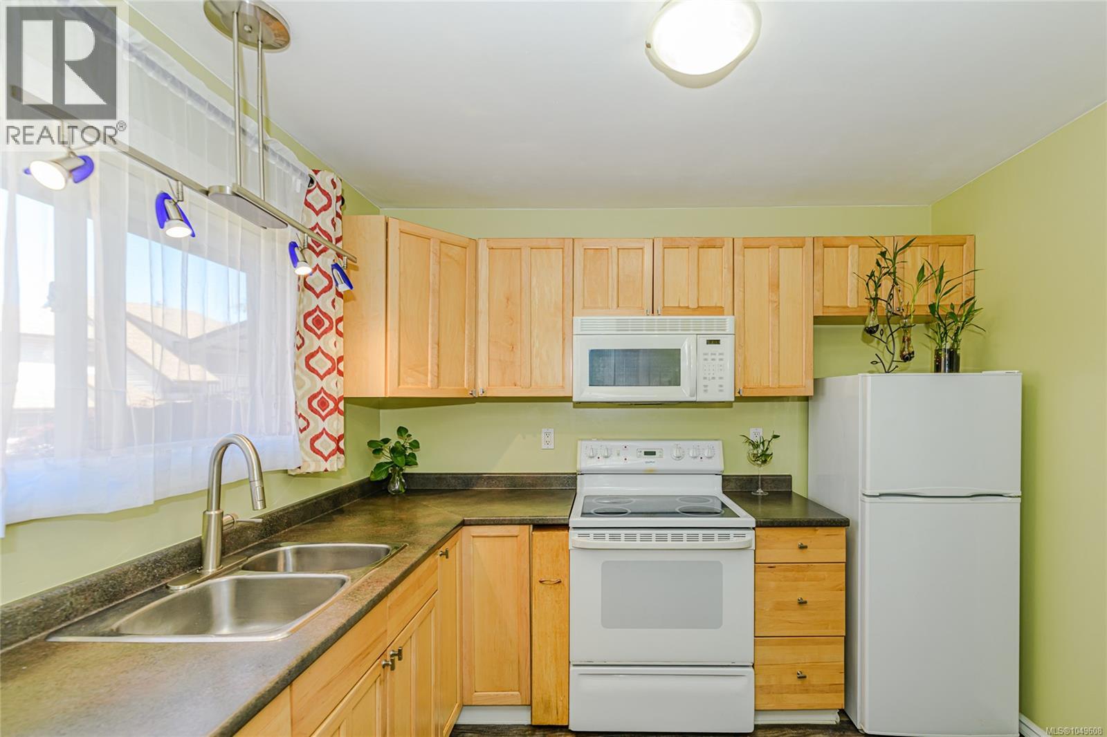 #5 1506 ADMIRALS Rd - 5