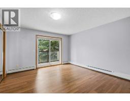 119 Strathbury Bay Sw, Calgary, AB T3H1N3 Photo 21