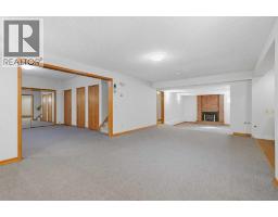 119 Strathbury Bay Sw, Calgary, AB T3H1N3 Photo 26