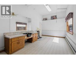 4pc Bathroom - 119 Strathbury Bay Sw, Calgary, AB T3H1N3 Photo 14