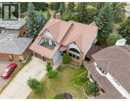 119 Strathbury Bay Sw, Calgary, AB T3H1N3 Photo 37
