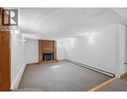 119 Strathbury Bay Sw, Calgary, AB T3H1N3 Photo 27