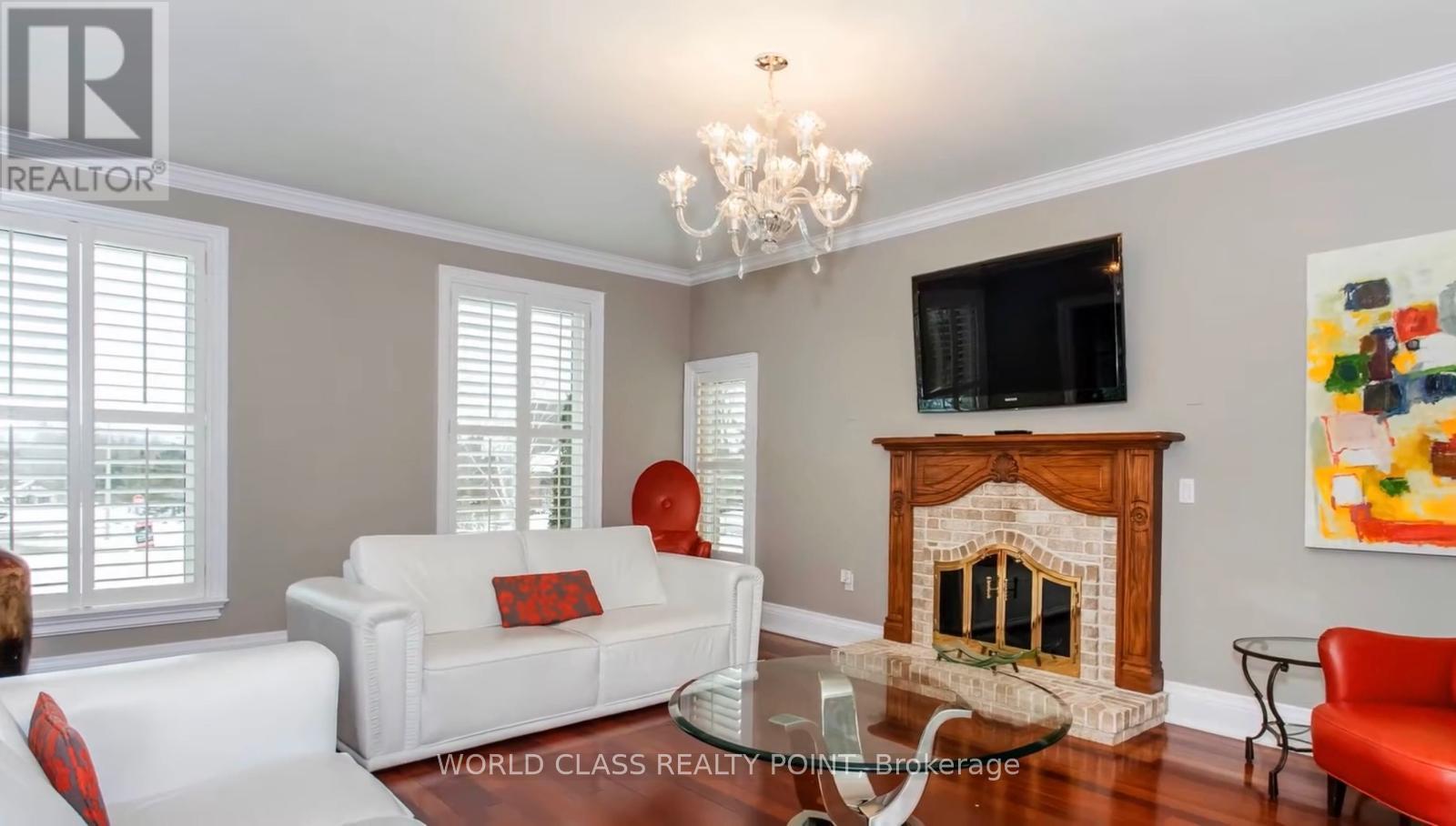 Photo of 155 MEADOWLAND CRESCENT