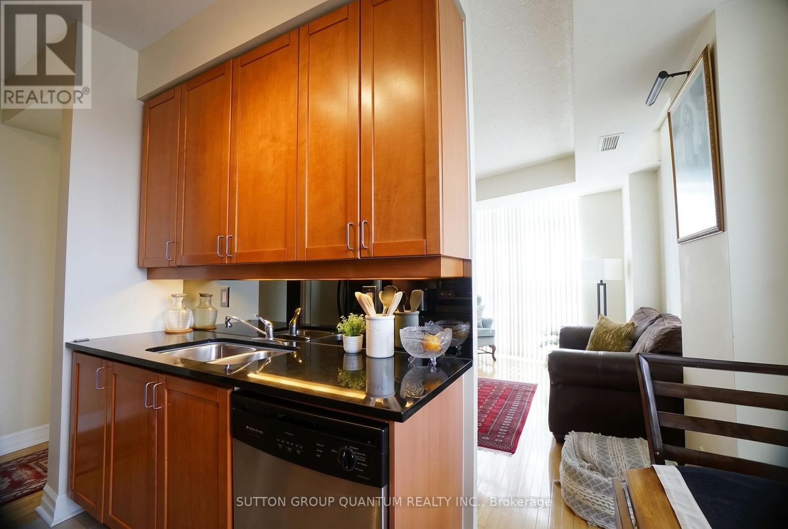 #2705 1 ELM DRIVE W - 11