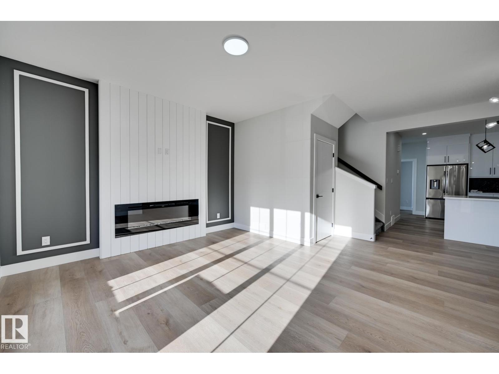 273 Edgemont GR NW - 6