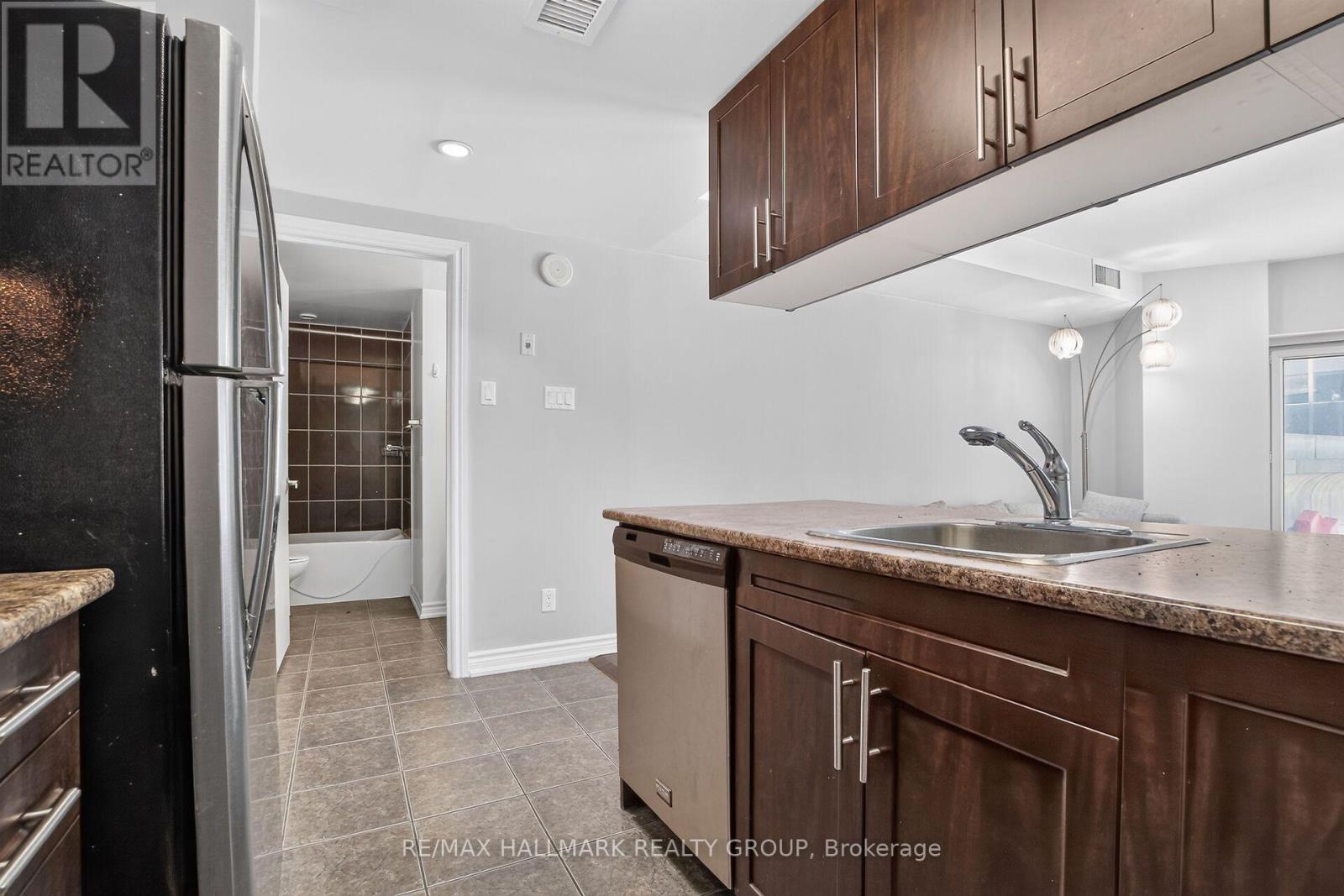 1 Bed, 1 Bath Apartment for Sale in Ottawa – 203 – 234 RIDEAU STREET, Ottawa – MLS# X13811162 - Image 14