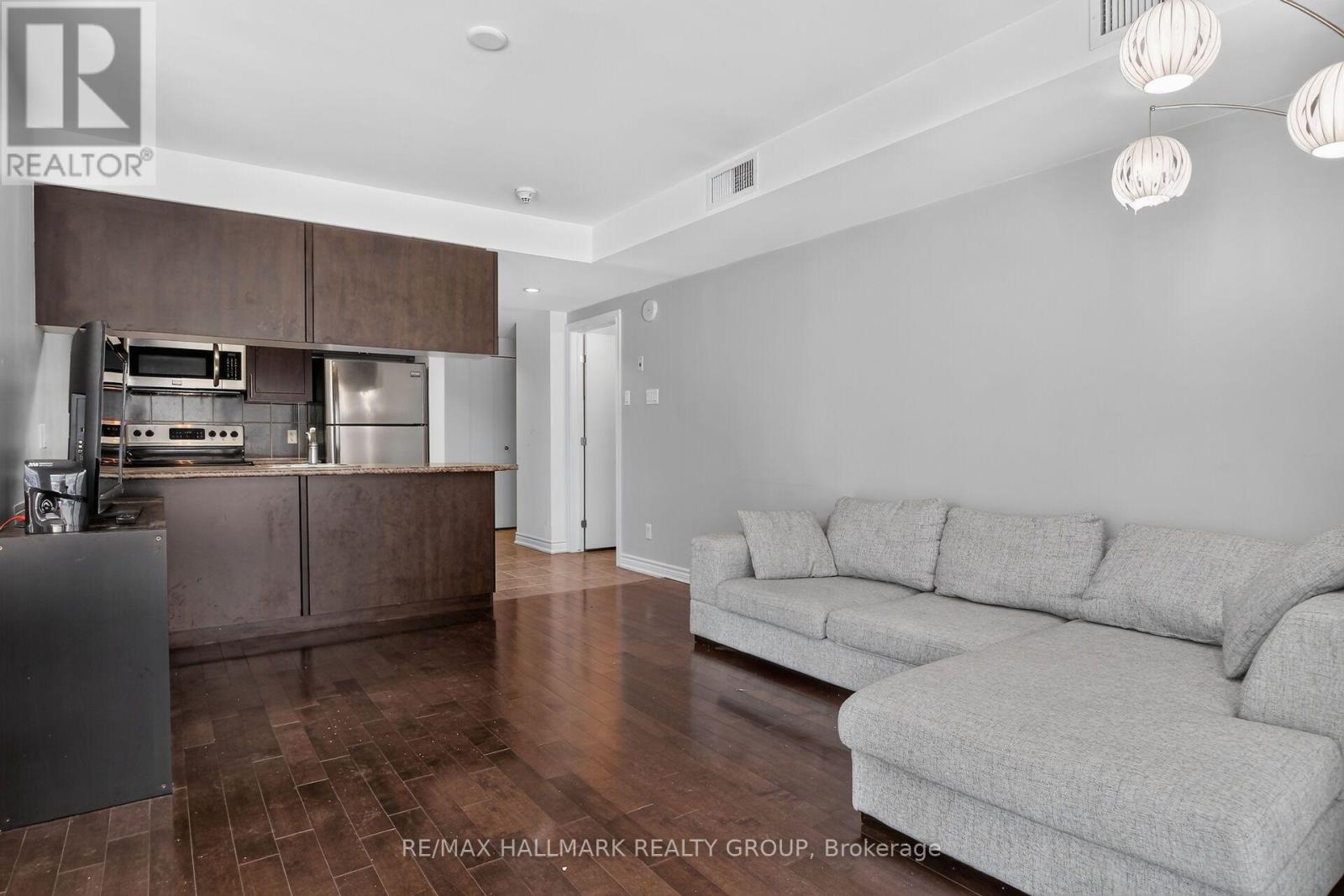 #203 234 RIDEAU STREET - 15