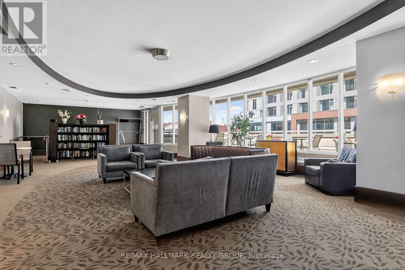 #203 234 RIDEAU STREET - 22