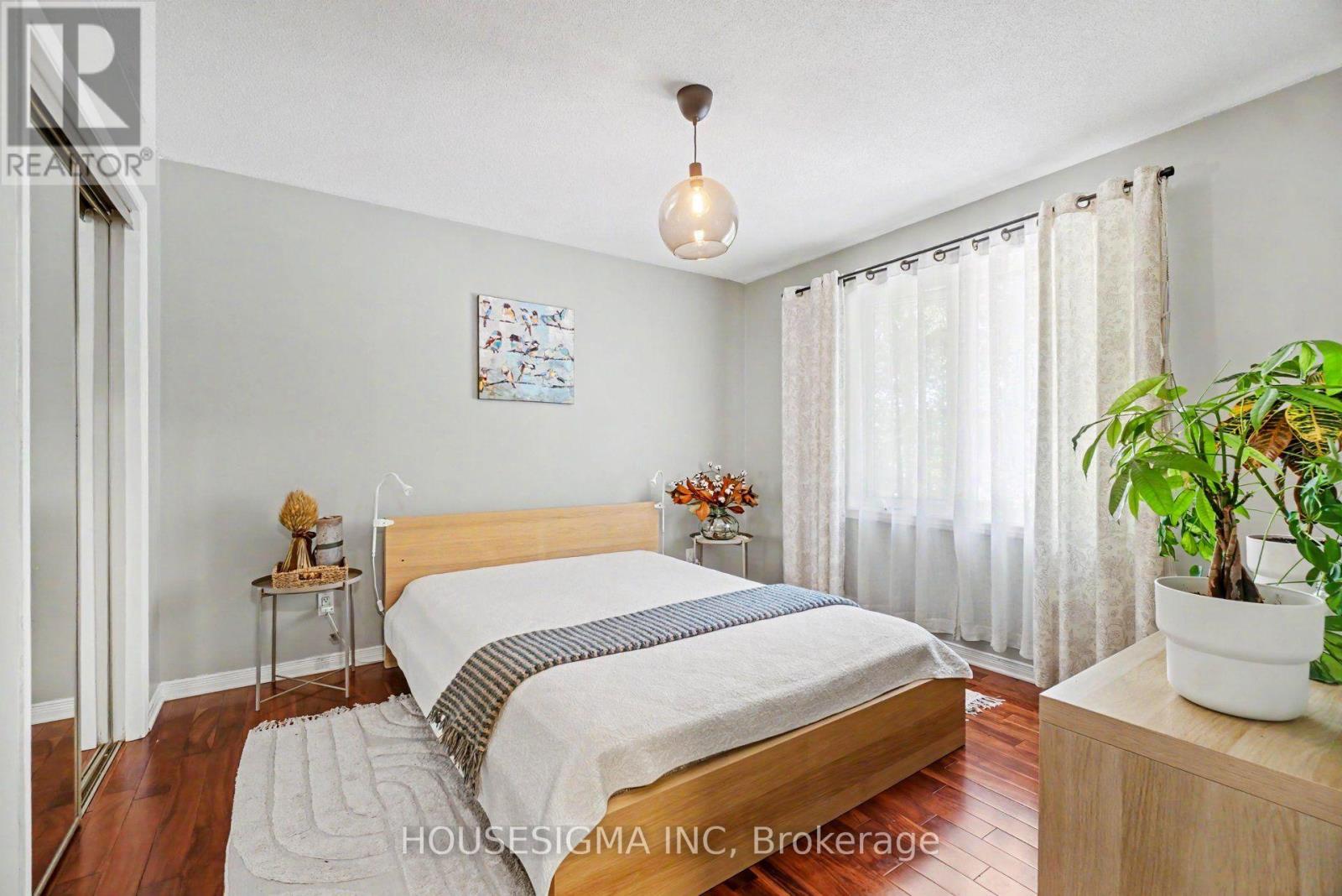 312 FIRESIDE DRIVE - Image 24