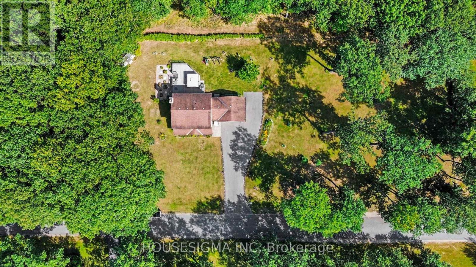312 FIRESIDE DRIVE - Image 35