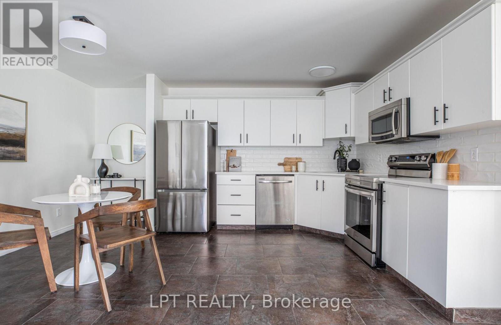 11866 BROUILLETTE COURT - 10