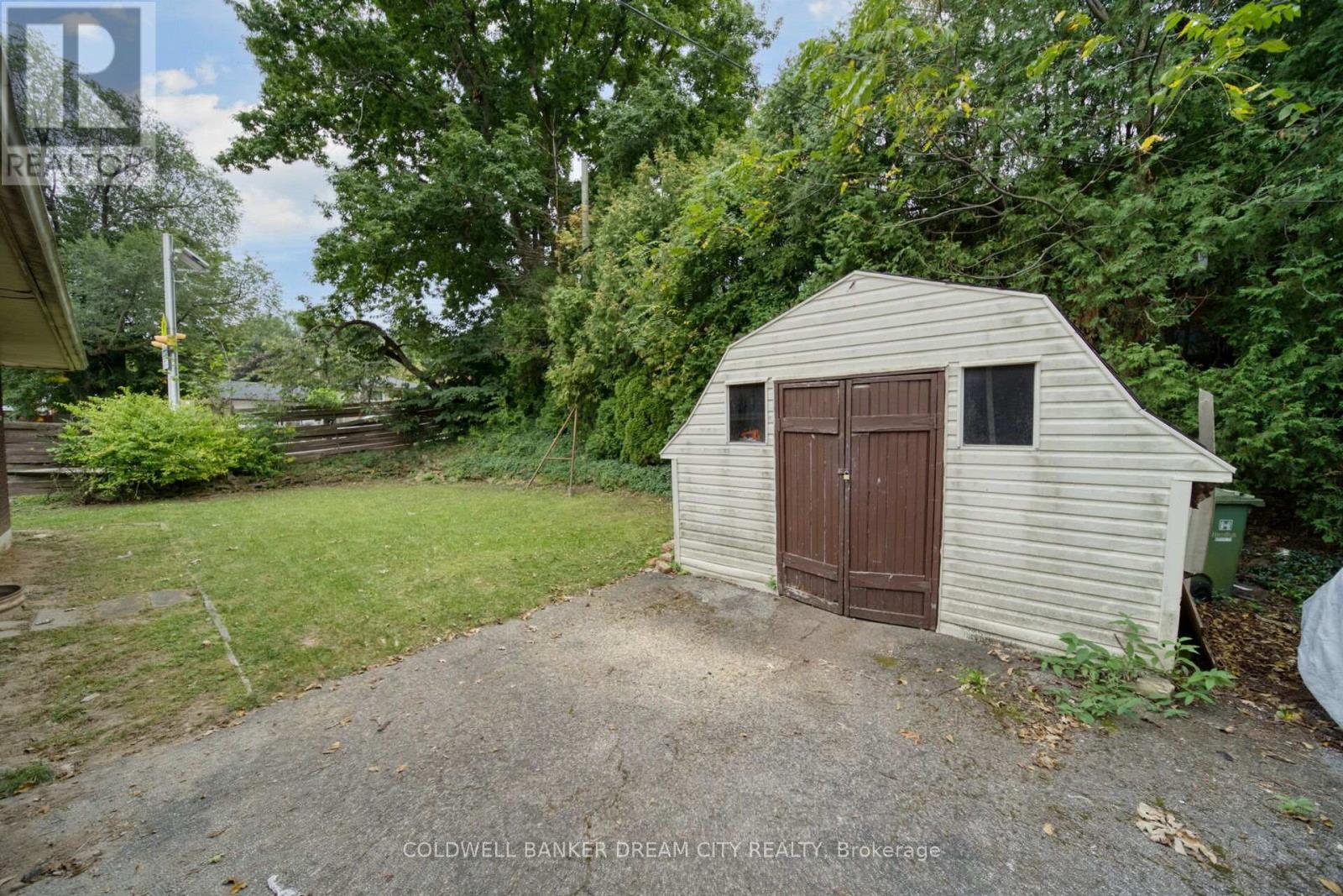 355 SANATORIUM ROAD - 43