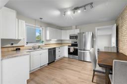 1047 Blair Street, Winnipeg, MB R2J0H8 Photo 10