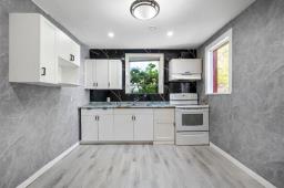 796 Valour Road, Winnipeg, MB R3G3B2 Photo 13