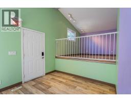 106 Elma Street W - photo 3