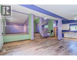 106 Elma Street W - photo 5