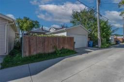 945 Dominion Street, Winnipeg, MB R3G2N9 Photo 32