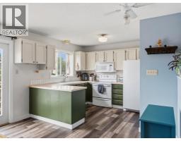 Dining room - 9201 6 Street, Dawson Creek, BC V1G3L5 Photo 12