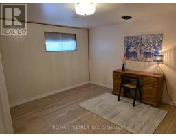 Bsmt - 86 Harris Crescent, Vaughan, ON L4L1R9 Photo 6