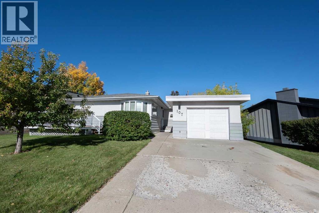 107 Hallbrook Drive SW - 1