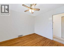 107 Hallbrook Drive Sw, Calgary, AB T2V3H8 Photo 22