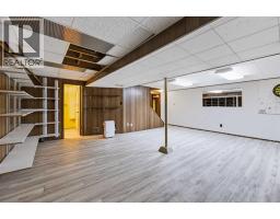107 Hallbrook Drive Sw, Calgary, AB T2V3H8 Photo 30