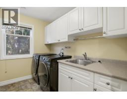 317 Mariposa Court, Kamloops, BC V2H1R3 Photo 33