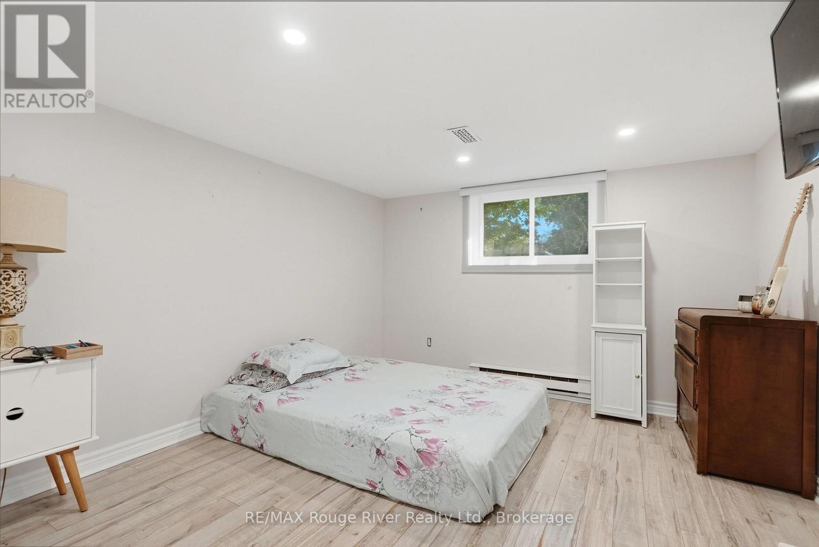 42 ANSON AVENUE - 21