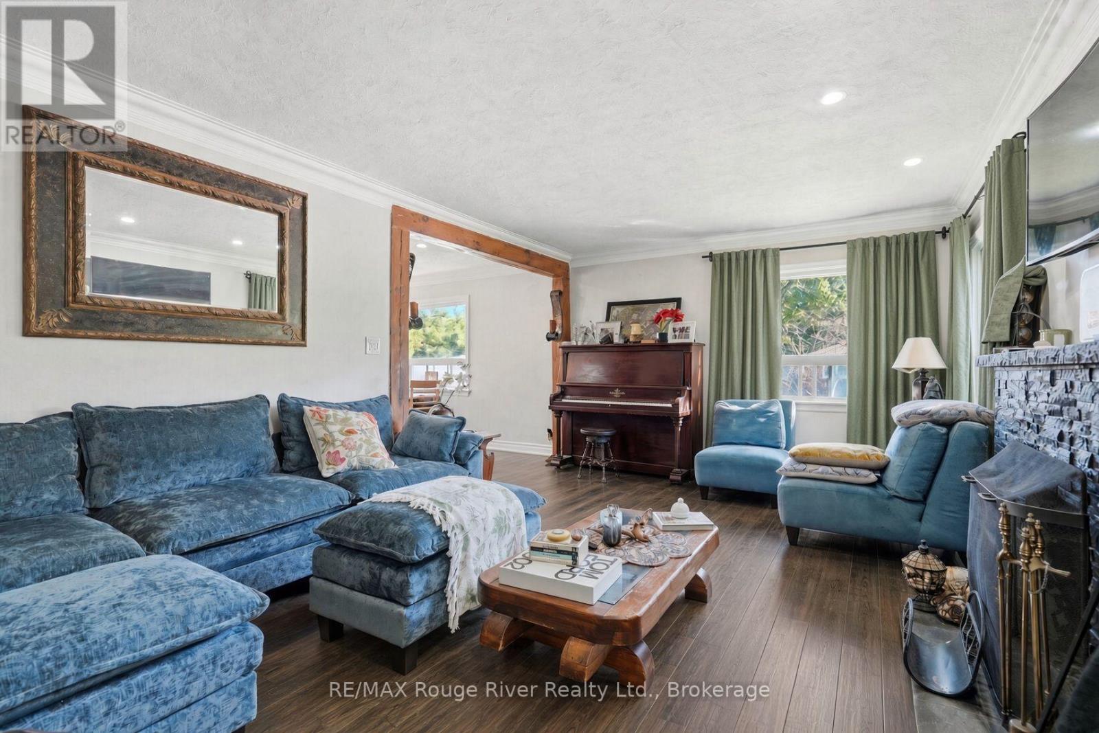 Photo of 42 ANSON AVENUE