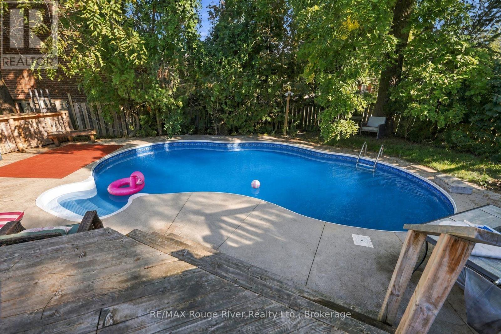 42 ANSON AVENUE - 31