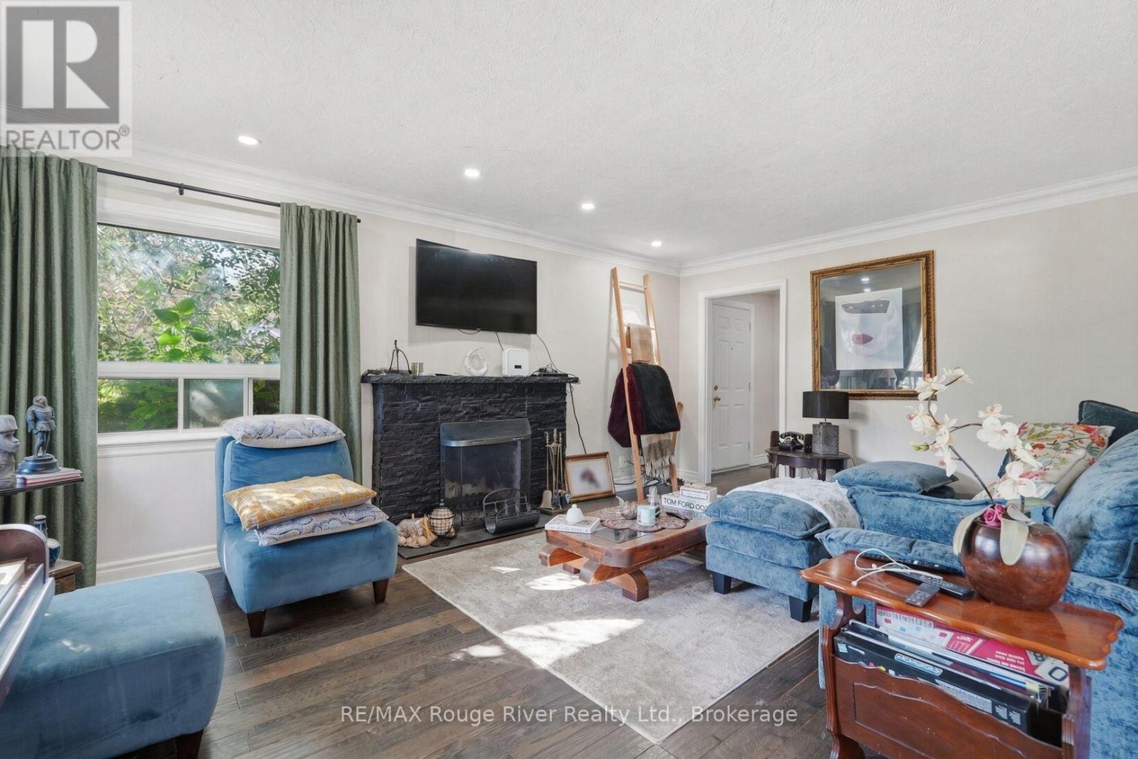 Photo of 42 ANSON AVENUE