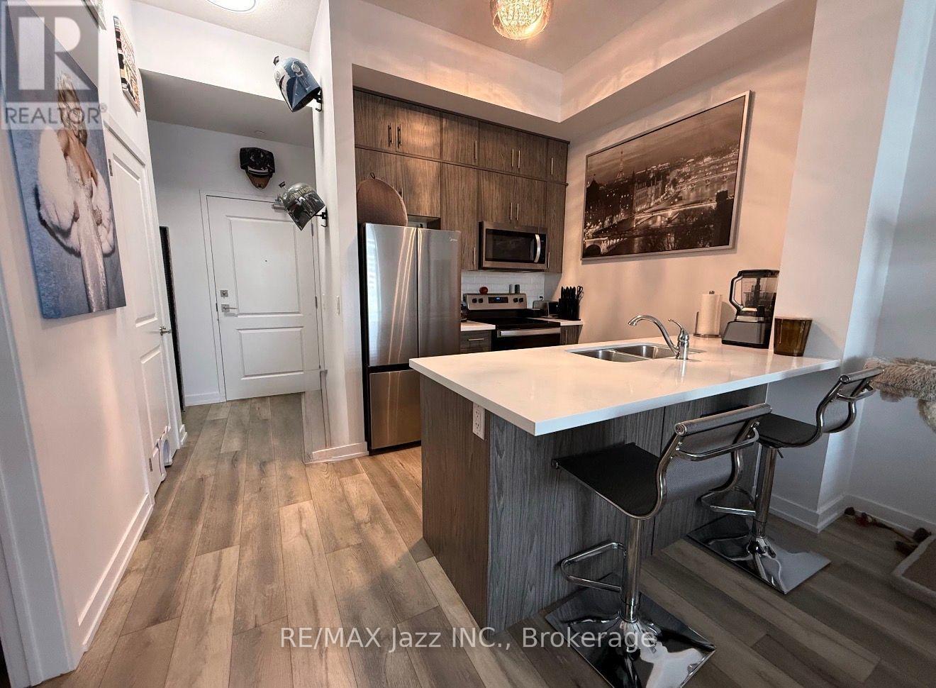 #625 5055 GREENLANE ROAD - Image 4