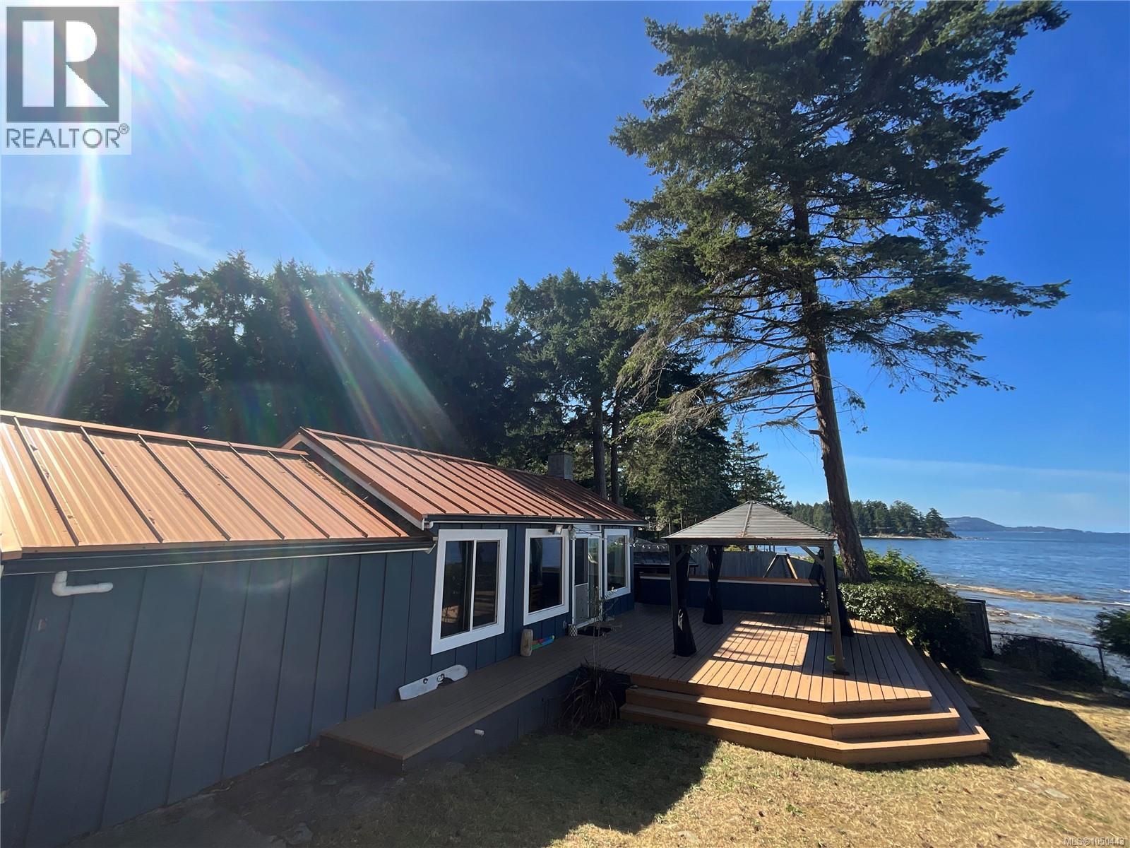532 Berry Point Rd