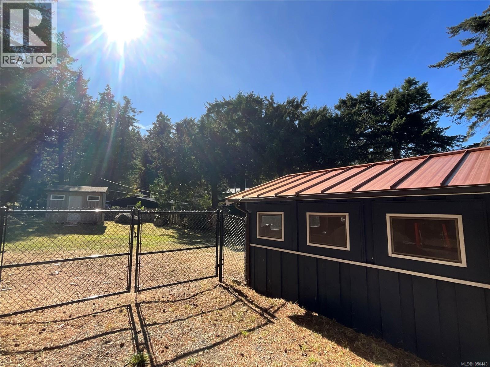 532 Berry Point Rd - 8