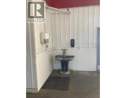 Bay #6 & 7, 10602 79 Avenue, Clairmont, AB T0H0W0 Photo 15