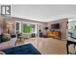 Kitchen - 3560 Falcon Dr, Nanaimo, BC V9T4G8 Photo 10
