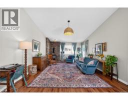 3560 Falcon Dr, Nanaimo, BC V9T4G8 Photo 21