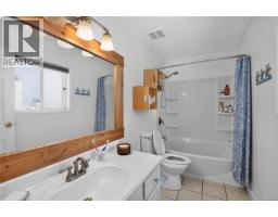 3560 Falcon Dr, Nanaimo, BC V9T4G8 Photo 29