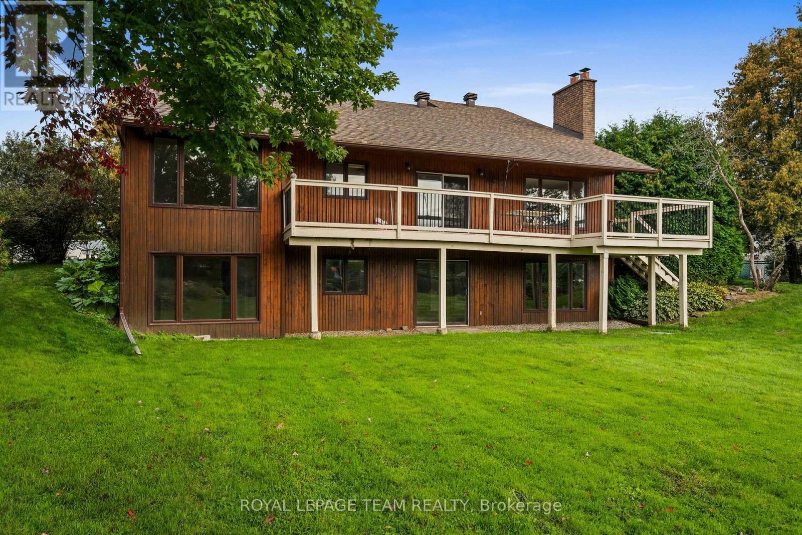 6591 MARINA DRIVE - Image 37