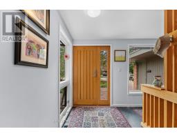 Kitchen - 14 Sandwell Crescent, Ottawa, ON K2K1V3 Photo 6