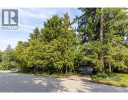401 Cairncroft Road, Oakville, ON L6J4M8 Photo 32