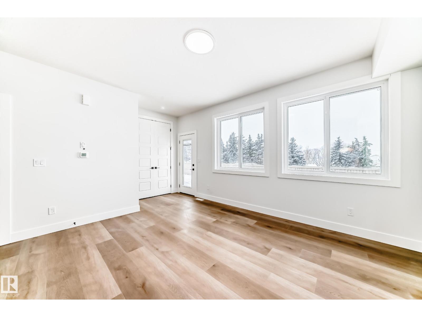 66 Duval Crescent, Place Chaleureuse — new townhouse, photo 12