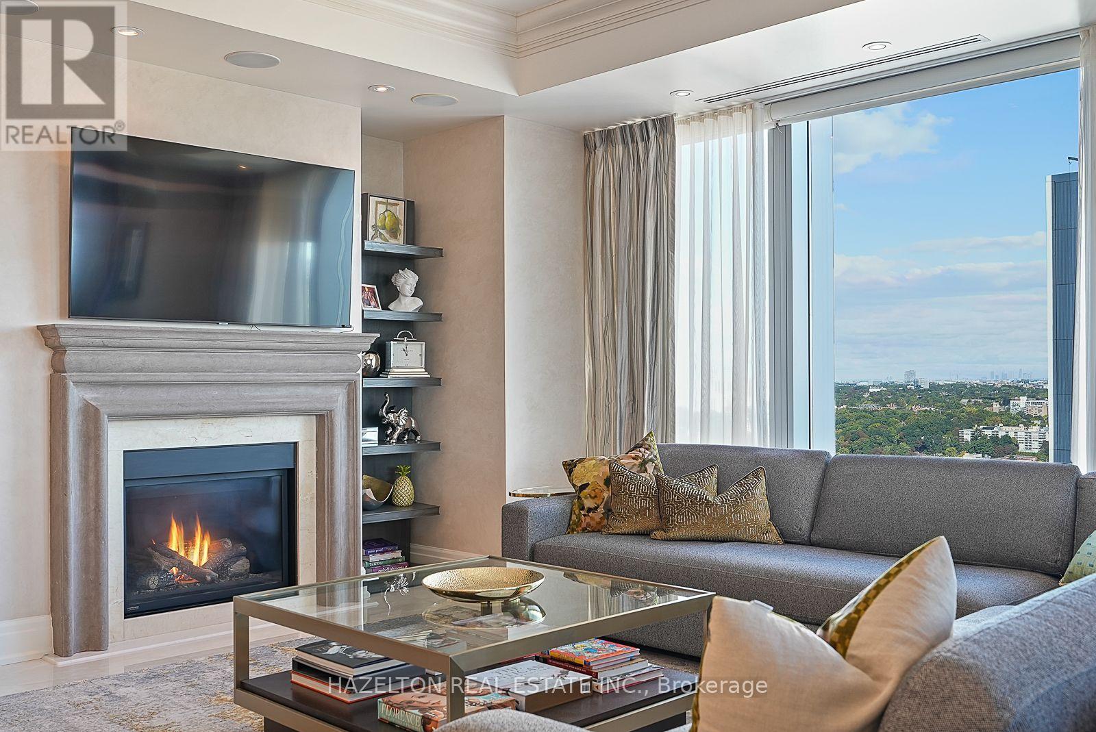 Photo of 50 Yorkville Avenue