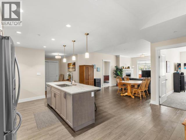 201-38 WATERFRONT PLACE - 10