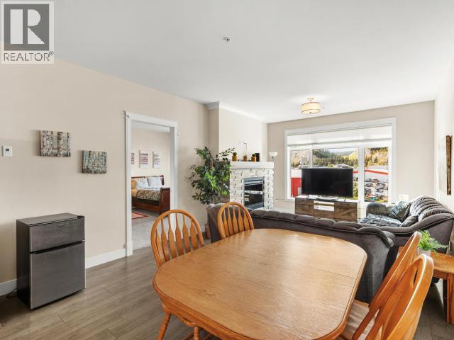 201-38 WATERFRONT PLACE - 12