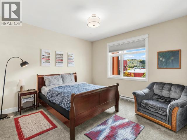 201-38 WATERFRONT PLACE - 16